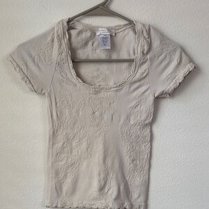 Altar'd State Cream Short Sleeve Scoop-Neck Textured Tee